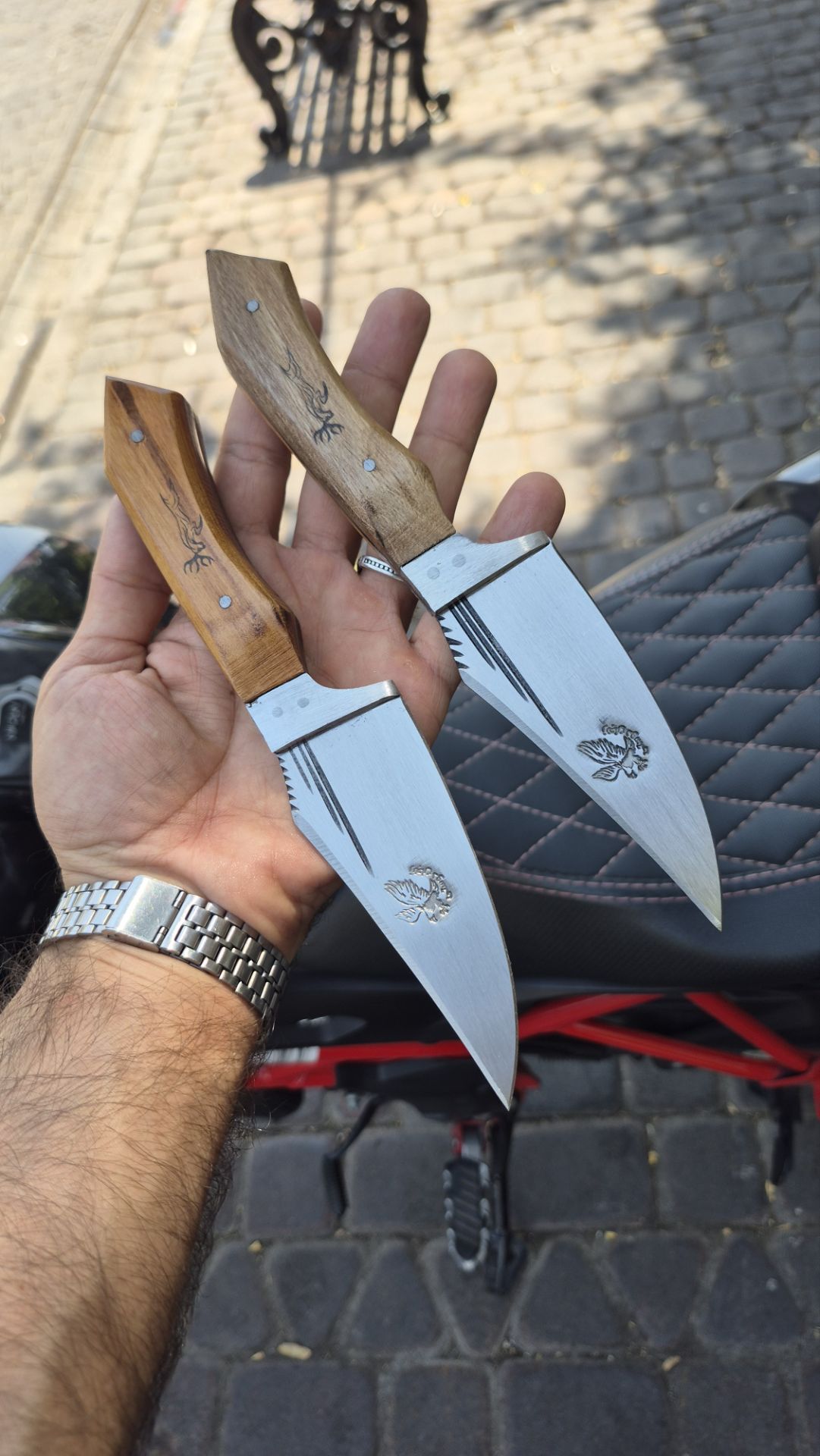 تیزی خنجری فولاد۲۲استاد دوستی